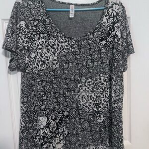 LuLaRoe Black and White Patterned Blouse